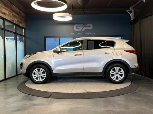 Used 2019 Kia Sportage LX w/ LX Popular Package AWD/4WD image 6