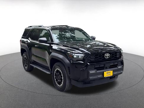 Used 2025 Toyota 4Runner TRD Off-Road AWD/4WD image 3