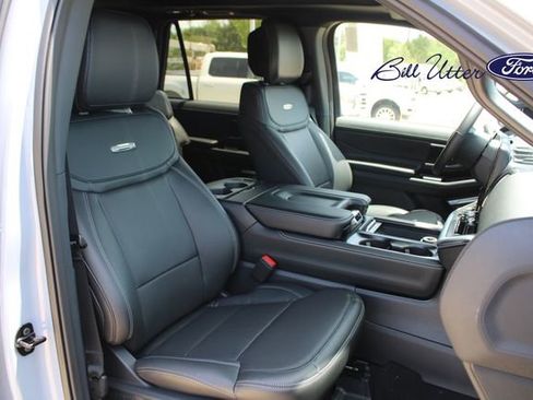 New 2026 Ford Expedition Max Platinum AWD/4WD image 7