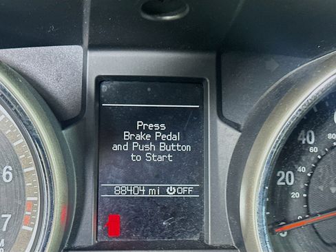 Used 2011 Jeep Grand Cherokee Laredo w/ Trailer Tow Group image 19