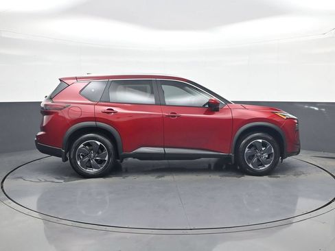 New 2026 Nissan Rogue SV w/ Cold Weather Package AWD/4WD image 2