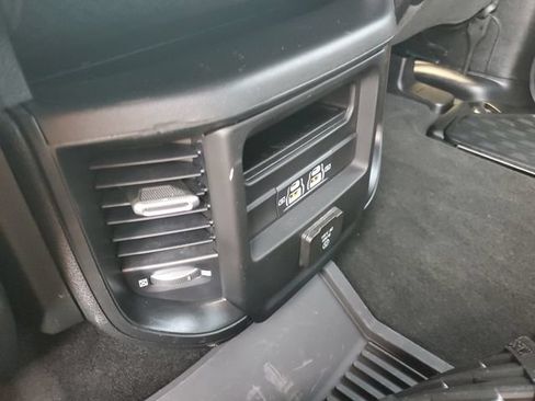 Used 2023 RAM 1500 Laramie AWD/4WD image 31