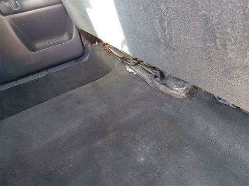 Used 2000 Chevrolet Silverado 1500 LS w/ Off-Road Chassis Pkg image 37