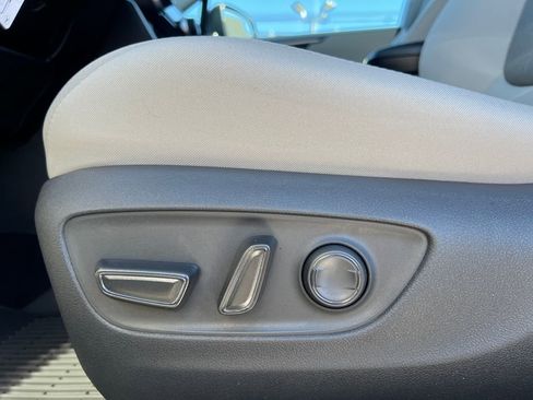 New 2025 Toyota RAV4 XLE image 9