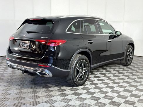 Used 2026 Mercedes-Benz GLC 300 4MATIC image 9