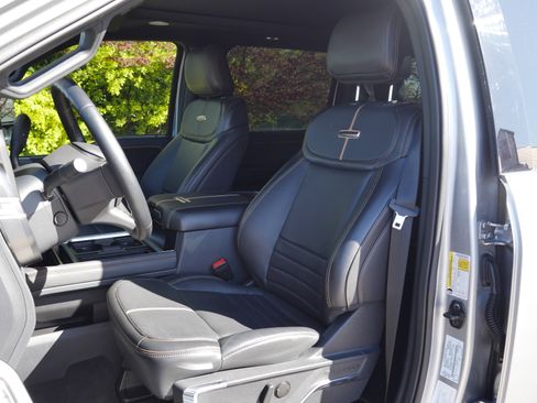 Certified 2023 Ford F350 Platinum image 40