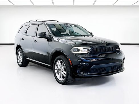 Used 2023 Dodge Durango GT AWD/4WD image 3