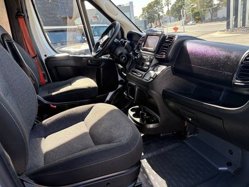 Used 2023 RAM ProMaster 3500 w/ Driver Convenience Group FWD image 15