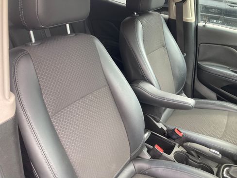 Used 2018 Buick Encore Preferred FWD image 10