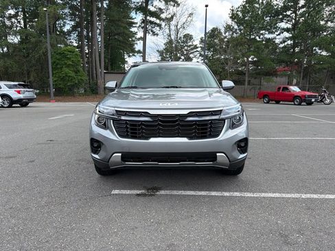 Certified 2024 Kia Seltos EX AWD/4WD image 3