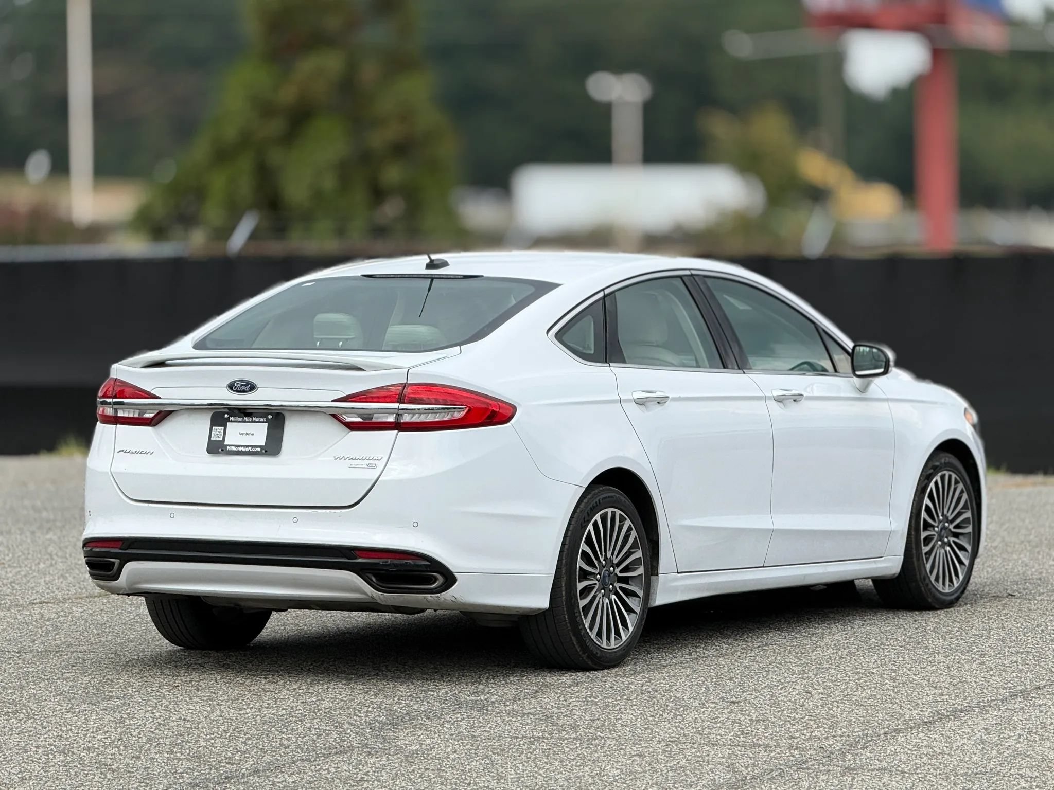 Used 2018 Ford Fusion Titanium AWD/4WD image 9