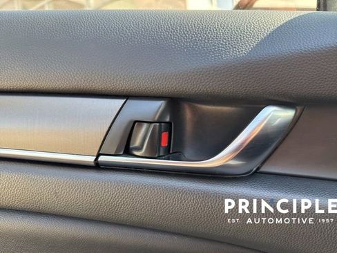 Used 2019 Honda Accord LX image 26