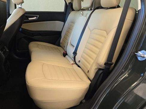 Used 2024 Ford Edge SEL w/ Convenience Package AWD/4WD image 16