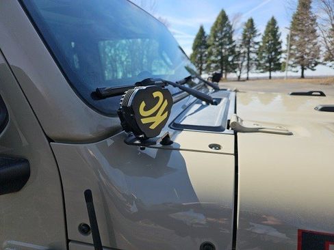 Used 2020 Jeep Gladiator Rubicon image 11