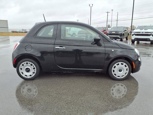 Used 2015 FIAT 500 Pop image 4
