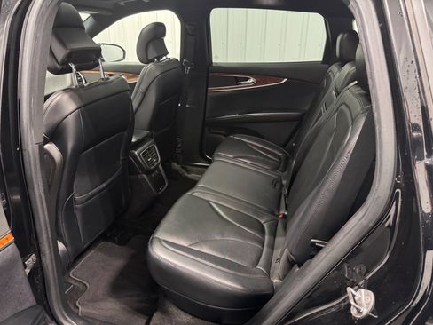 Used 2017 Lincoln MKX Reserve w/ Lincoln MKX Climate Package image 14