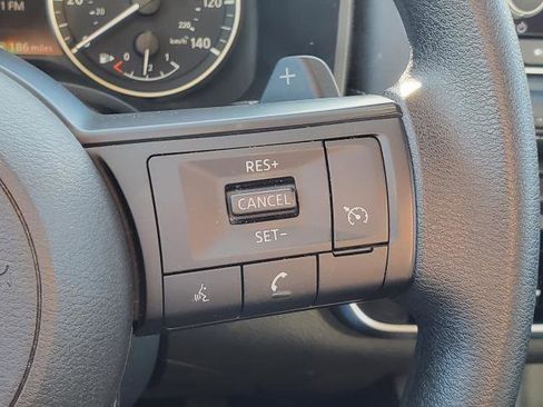 Used 2024 Nissan Rogue S image 14