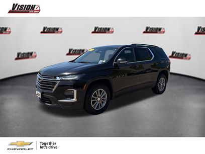 Used 2023 Chevrolet Traverse LT