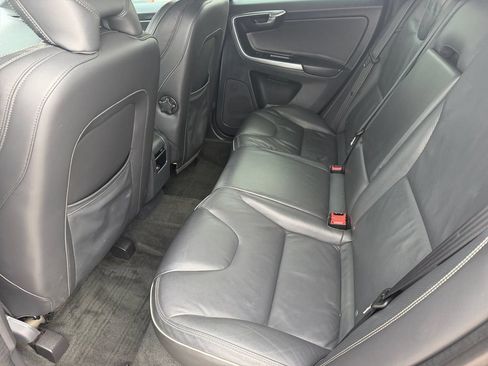 Used 2014 Volvo XC60 T6 R-Design AWD/4WD image 14