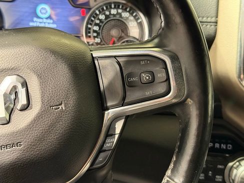 Used 2019 RAM 1500 Laramie image 22