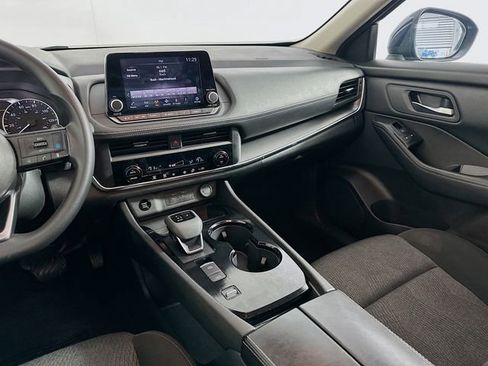 Used 2024 Nissan Rogue SV image 23