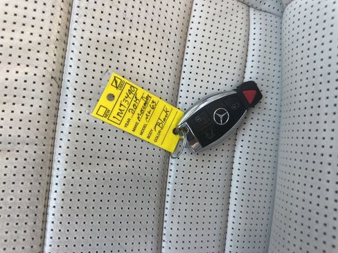 Used 2015 Mercedes-Benz ML 63 AMG 4MATIC image 34