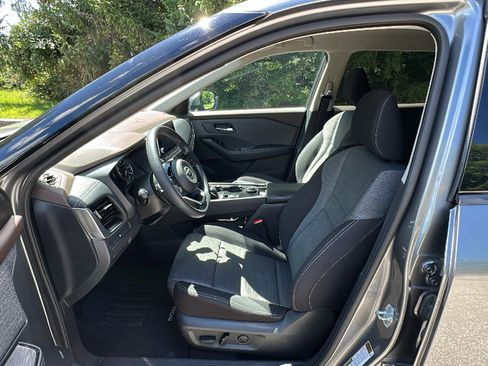 Certified 2021 Nissan Rogue SV AWD/4WD image 11