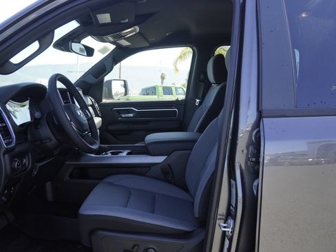 New 2026 RAM 1500 4x4 Crew Cab image 27