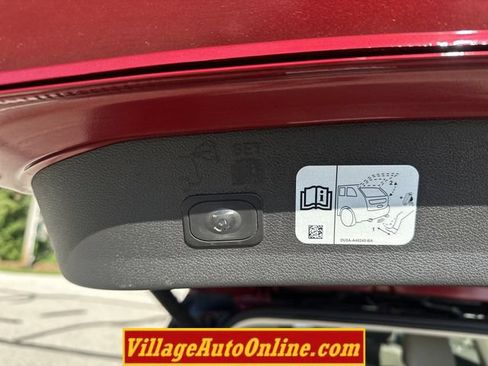 Used 2017 Ford Escape Titanium w/ Equipment Group 301A FWD image 37