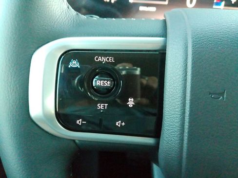 New 2026 Nissan Armada SV image 37