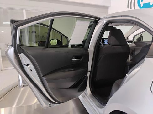 Used 2020 Toyota Corolla LE FWD image 52