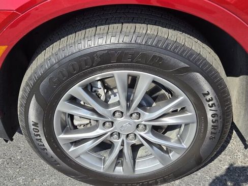 Used 2023 Cadillac XT5 Premium Luxury w/ Technology Package image 9