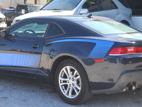 Used 2015 Chevrolet Camaro LS RWD image 8