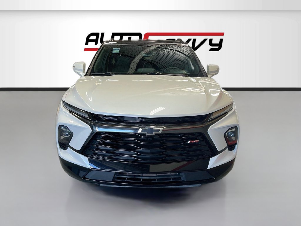 Used 2023 Chevrolet Blazer RS FWD image 2