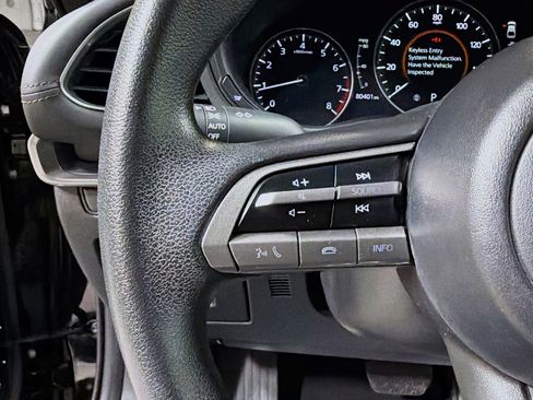 Used 2021 MAZDA MAZDA3 s image 32