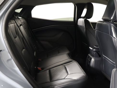 Used 2025 Ford Mustang Mach-E Premium image 33