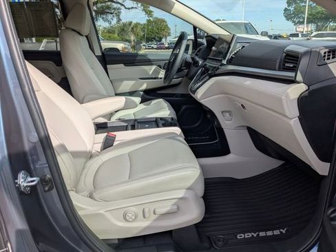 Certified 2026 Honda Odyssey EX-L image 37