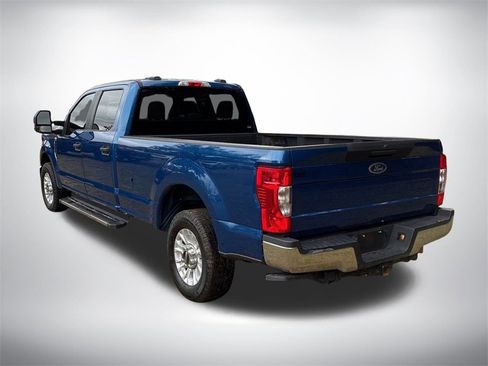 Used 2022 Ford F250 XL w/ STX Appearance Package image 3