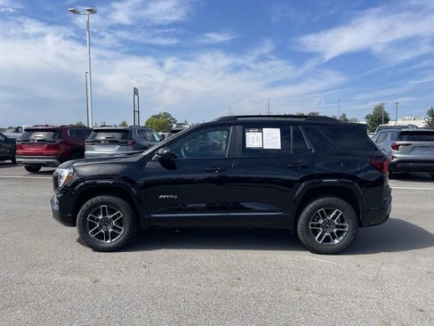 Used 2026 GMC Terrain AT4 w/ Technology Package II image 4