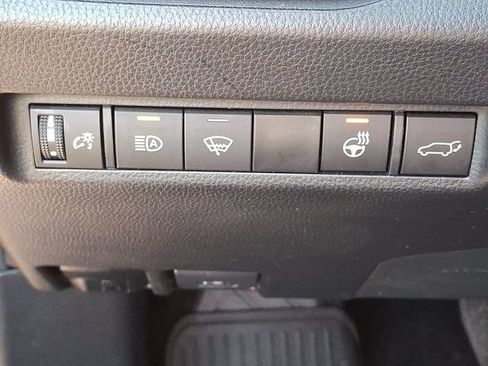 Used 2022 Toyota RAV4 XLE Premium FWD image 20