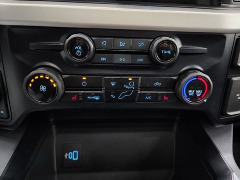 Used 2023 Ford F350 XLT w/ Tremor Off-Road Package image 56