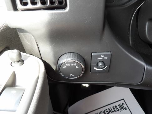 Used 2025 GMC Savana 2500 w/ Driver Convenience Package RWD image 19