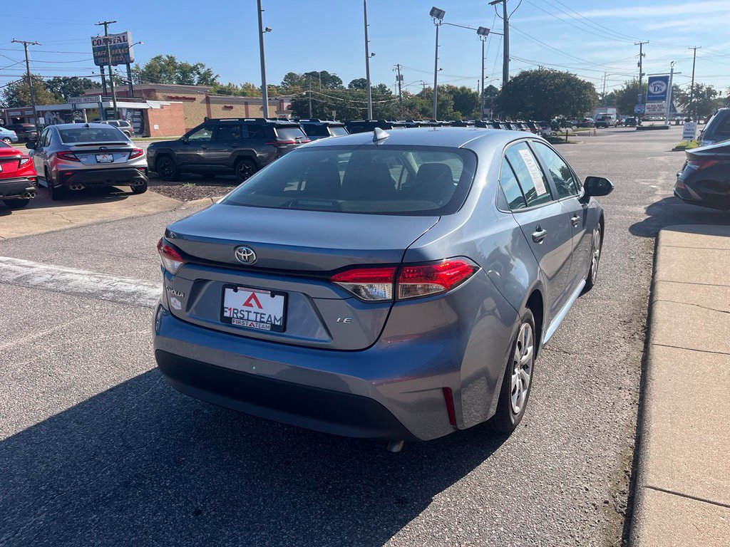 Used 2023 Toyota Corolla LE FWD image 4