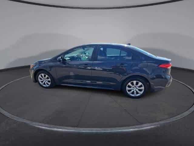 Used 2025 Toyota Corolla LE FWD image 5