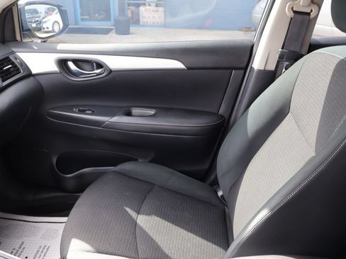 Used 2019 Nissan Sentra S FWD image 32