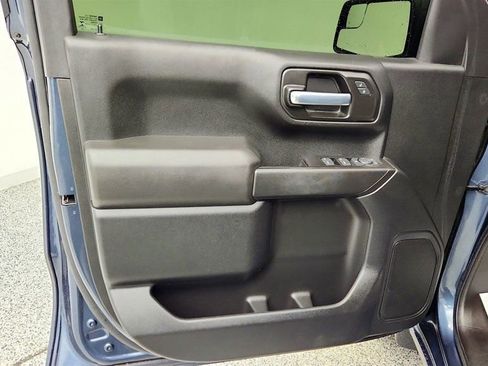 Used 2021 Chevrolet Silverado 1500 Custom AWD/4WD image 10