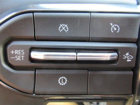 New 2026 GMC Acadia AT4 w/ Luxury Package image 21