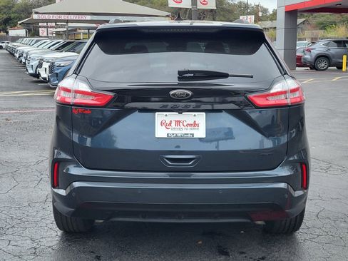 Certified 2022 Ford Edge SE w/ Black Appearance Package image 5