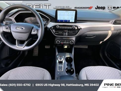 Used 2020 Ford Escape SE image 13