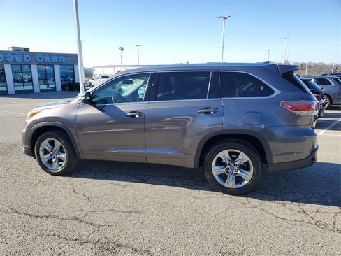 Used 2016 Toyota Highlander Limited image 7